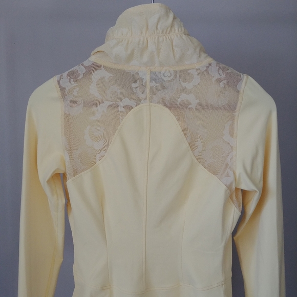 Titika Jacket Zip Up Sweater Yellow Lace Size Small - Picture 11 of 16